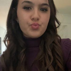 Meet your Posher, Gabriella